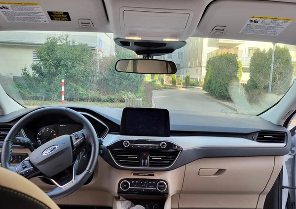 Ford Escape cena 107900 przebieg: 6000, rok produkcji 2021 z Piaseczno małe 172